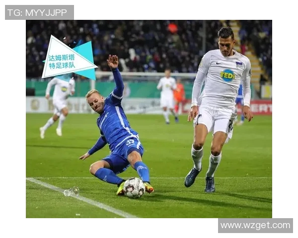 沃尔夫斯堡队士气高昂，德甲战局蓄势待发，虎视眈眈待机出击！